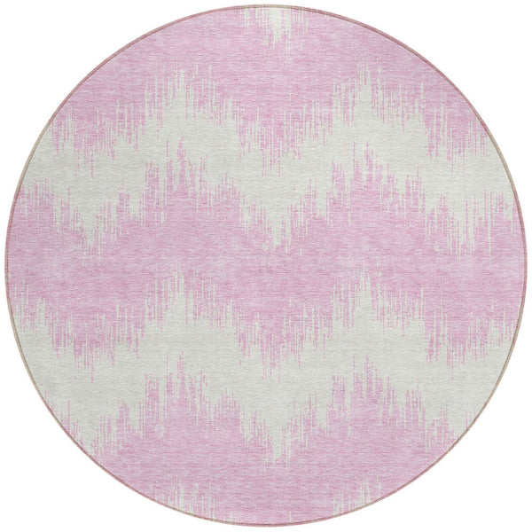 Homeroots 3' Durable Black And Ivory Chevron Indoor Outdoor Area Rug - Stylish, Washable, And Versatile Design 8' Round Polyester 591815