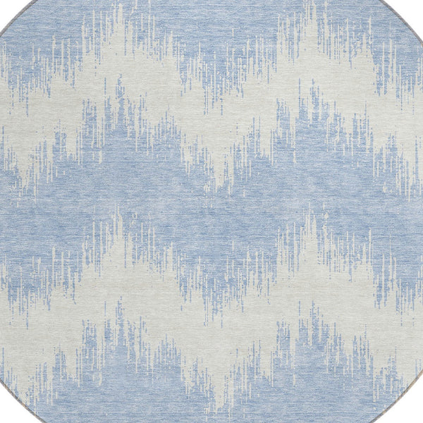 Homeroots 3' Durable Black And Ivory Chevron Indoor Outdoor Area Rug - Stylish, Washable, And Versatile Design 8' Round Polyester 591827