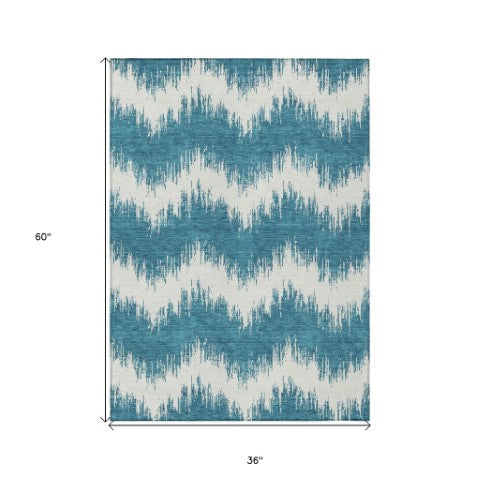 Homeroots 3' Durable Black And Ivory Chevron Indoor Outdoor Area Rug - Stylish, Washable, And Versatile Design 3' X 5' Polyester 591837