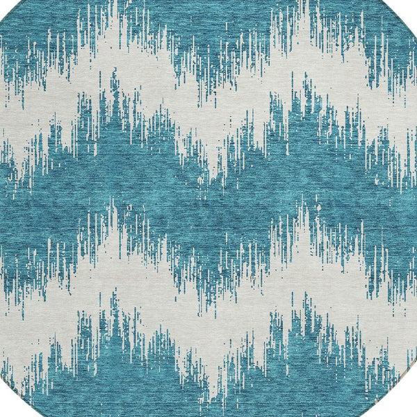 Homeroots 3' Durable Black And Ivory Chevron Indoor Outdoor Area Rug - Stylish, Washable, And Versatile Design 8' Round Polyester 591839