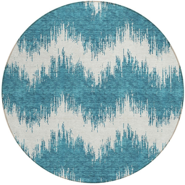 Homeroots 3' Durable Black And Ivory Chevron Indoor Outdoor Area Rug - Stylish, Washable, And Versatile Design 8' Round Polyester 591839