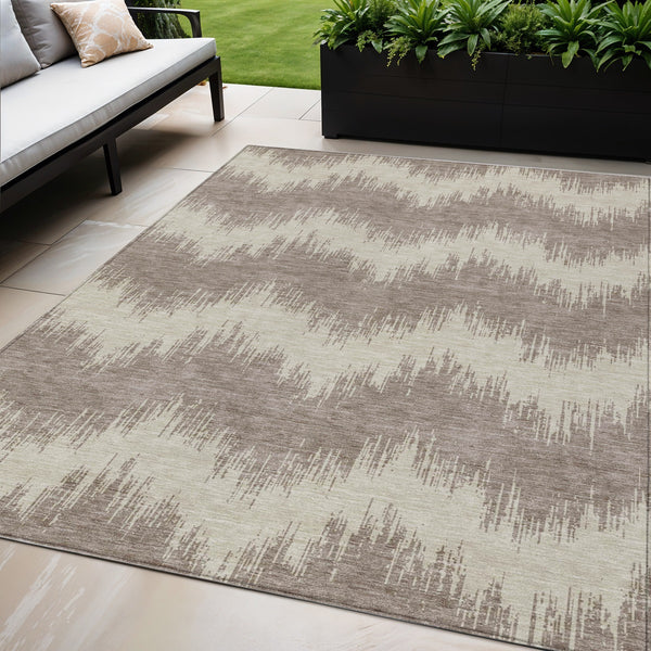 Homeroots 3' Durable Black And Ivory Chevron Indoor Outdoor Area Rug - Stylish, Washable, And Versatile Design 5' X 8' Polyester 591844