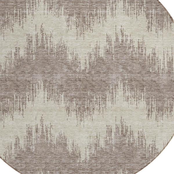 Homeroots 3' Durable Black And Ivory Chevron Indoor Outdoor Area Rug - Stylish, Washable, And Versatile Design 8' Round Polyester 591845