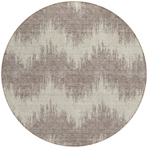 Homeroots 3' Durable Black And Ivory Chevron Indoor Outdoor Area Rug - Stylish, Washable, And Versatile Design 8' Round Polyester 591845