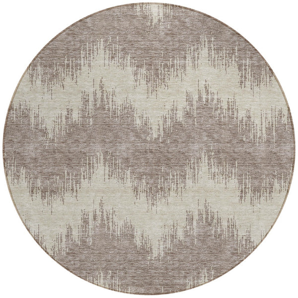 Homeroots 3' Durable Black And Ivory Chevron Indoor Outdoor Area Rug - Stylish, Washable, And Versatile Design 8' Round Polyester 591845