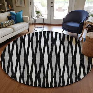 Homeroots 3' Black Ivory And Gray Geometric Indoor Outdoor Area Rug - Stylish, Washable, Stain Resistant Design 8' Round Polyester 591857