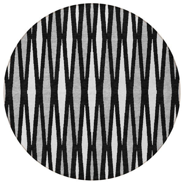 Homeroots 3' Black Ivory And Gray Geometric Indoor Outdoor Area Rug - Stylish, Washable, Stain Resistant Design 8' Round Polyester 591857