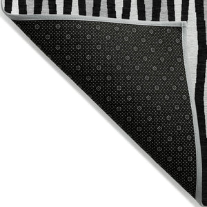 Homeroots 3' Black Ivory And Gray Geometric Indoor Outdoor Area Rug - Stylish, Washable, Stain Resistant Design 9' X 12' Polyester 591859