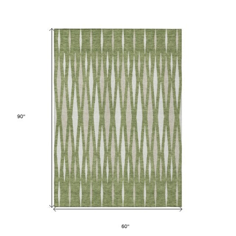 Homeroots 3' Black Ivory And Gray Geometric Indoor Outdoor Area Rug - Stylish, Washable, Stain Resistant Design 5' X 8' Polyester 591874