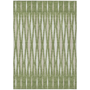 HomeRoots 5' Bold Green and Ivory Geometric Washable Area Rug for Indoor and Outdoor Versatile Spaces 10' X 14' 591878
