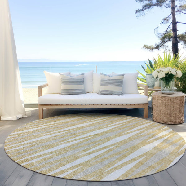 Homeroots 3' Black Ivory And Gray Geometric Indoor Outdoor Area Rug - Stylish, Washable, Stain Resistant Design 8' Round Polyester 591881