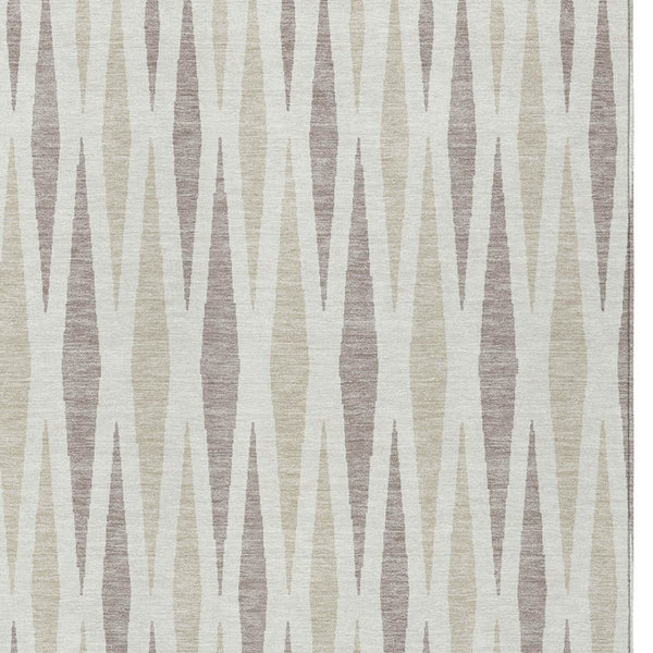 Homeroots 3' Black Ivory And Gray Geometric Indoor Outdoor Area Rug - Stylish, Washable, Stain Resistant Design 8' X 10' Polyester 591894