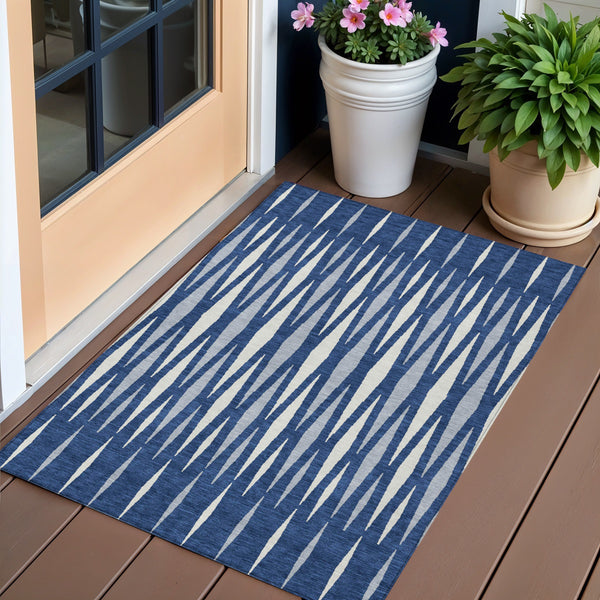 Homeroots 3' Black Ivory And Gray Geometric Indoor Outdoor Area Rug - Stylish, Washable, Stain Resistant Design 3' X 5' Polyester 591897