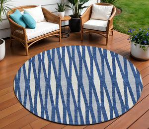 Homeroots 3' Black Ivory And Gray Geometric Indoor Outdoor Area Rug - Stylish, Washable, Stain Resistant Design 8' Round Polyester 591899