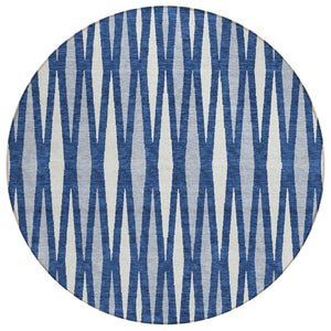 HomeRoots 5' Geometric Indoor Outdoor Area Rug in Navy Blue, Gray & Ivory - Durable, Washable & Stylish 8' Round 591899