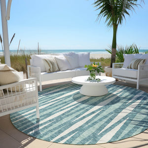 Homeroots 3' Black Ivory And Gray Geometric Indoor Outdoor Area Rug - Stylish, Washable, Stain Resistant Design 8' Round Polyester 591911