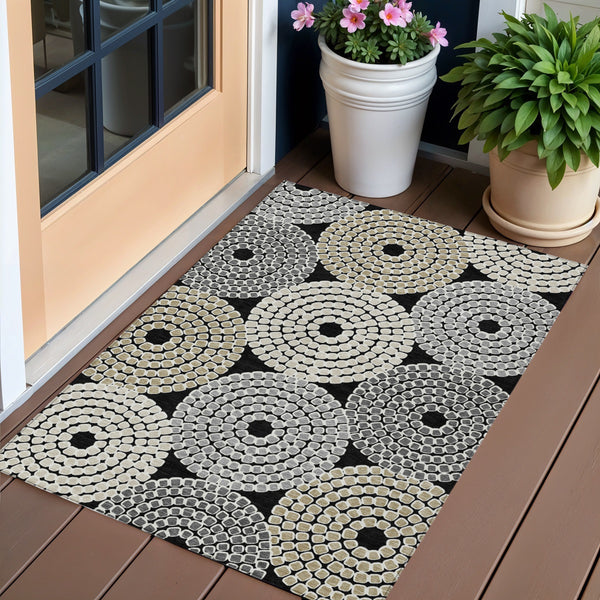 Homeroots 3' Artichoke Green And Brown Geometric Washable Area Rug For Indoor And Outdoor Spaces, Durable Design 3' X 5' Polyester 591933