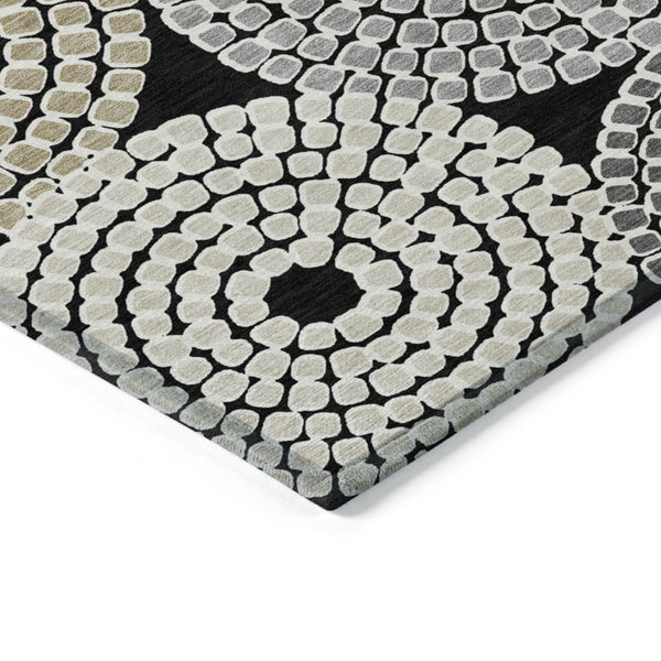 HomeRoots 5' Geometric Black, Gray, and Beige Washable Area Rug for Stylish Indoor & Outdoor Living Spaces 8' X 10' 591936