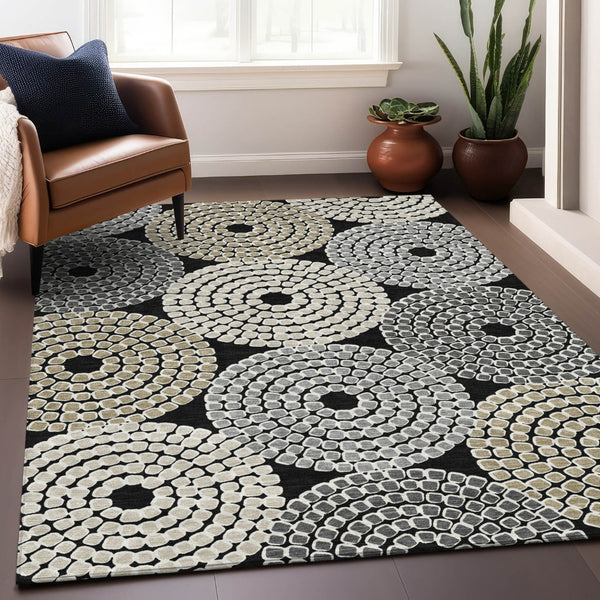 HomeRoots 5' Geometric Black, Gray, and Beige Washable Area Rug for Stylish Indoor & Outdoor Living Spaces 8' X 10' 591936