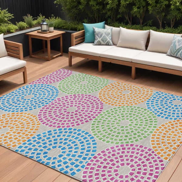 Homeroots 3' Artichoke Green And Brown Geometric Washable Area Rug For Indoor And Outdoor Spaces, Durable Design 10' X 14' Polyester 591944