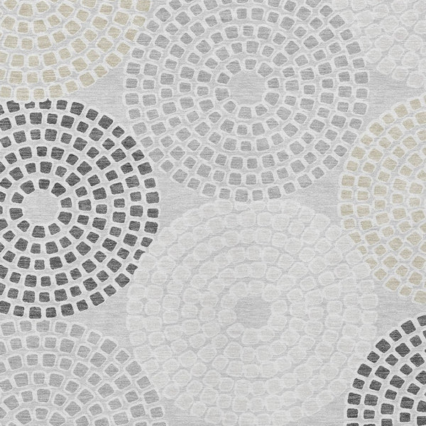 HomeRoots 5' Stylish Gray and Taupe Geometric Washable Area Rug – Perfect for Indoor and Outdoor Spaces! 5' X 8' 591946