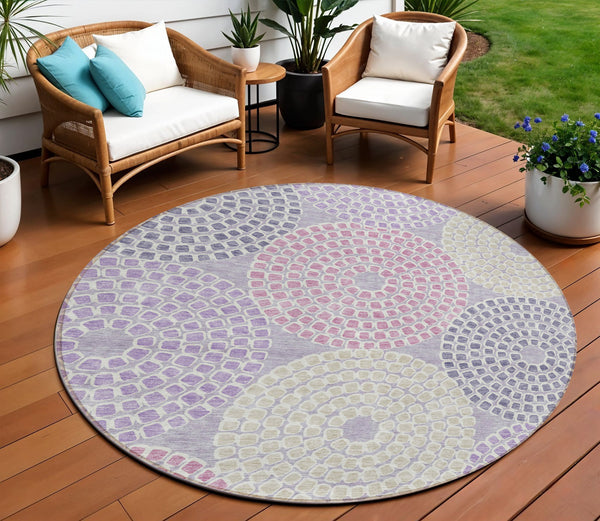 Homeroots 3' Artichoke Green And Brown Geometric Washable Area Rug For Indoor And Outdoor Spaces, Durable Design 8' Round Polyester 591959