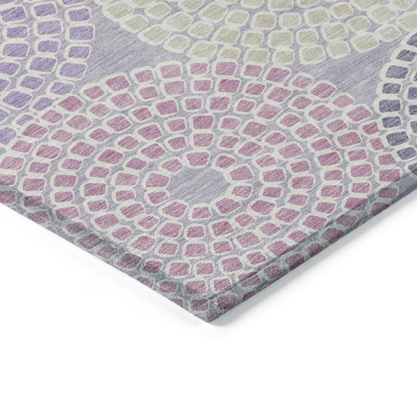 Homeroots 3' Artichoke Green And Brown Geometric Washable Area Rug For Indoor And Outdoor Spaces, Durable Design 8' X 10' Polyester 591960