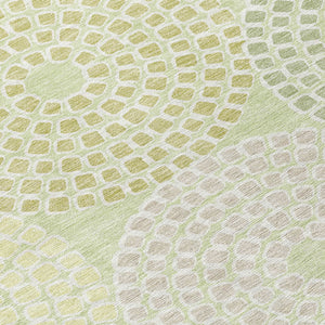 Homeroots 3' Artichoke Green And Brown Geometric Washable Area Rug For Indoor And Outdoor Spaces, Durable Design 8' Round Polyester 591965