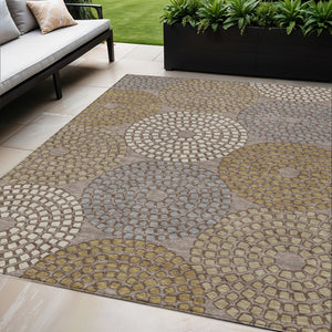 HomeRoots 5' Geometric Washable Area Rug in Taupe, Beige & Green - Durable, Stylish Design for Indoor & Outdoor 5' X 8' 591988