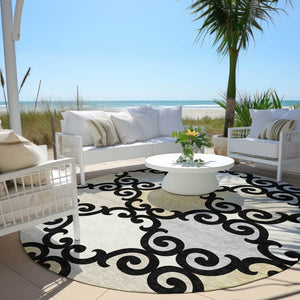 HomeRoots 5' Stylish Trellis Indoor Outdoor Area Rug in Black, Gray & Ivory – Durable, Washable, Versatile! 8' Round 591995