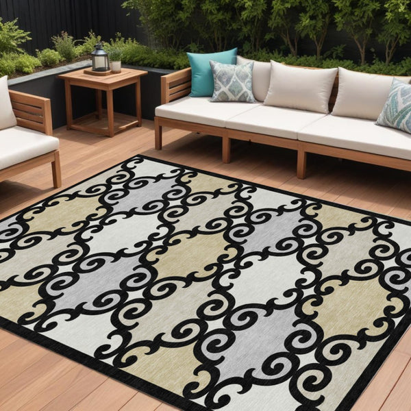 HomeRoots 5' Stylish Trellis Indoor Outdoor Area Rug in Black, Gray & Ivory – Durable, Washable, Versatile! 8' X 10' 591996