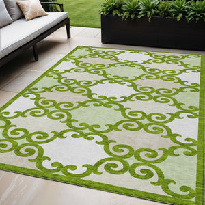 HomeRoots 5' Vibrant Lime Green and Ivory Trellis Washable Area Rug for Indoor and Outdoor Spaces 5' X 8' 592030