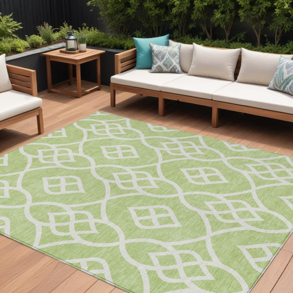 HomeRoots 9' Elegant Artichoke Green and Ivory Trellis Washable Area Rug for Indoor and Outdoor Spaces 9' X 12' 592069