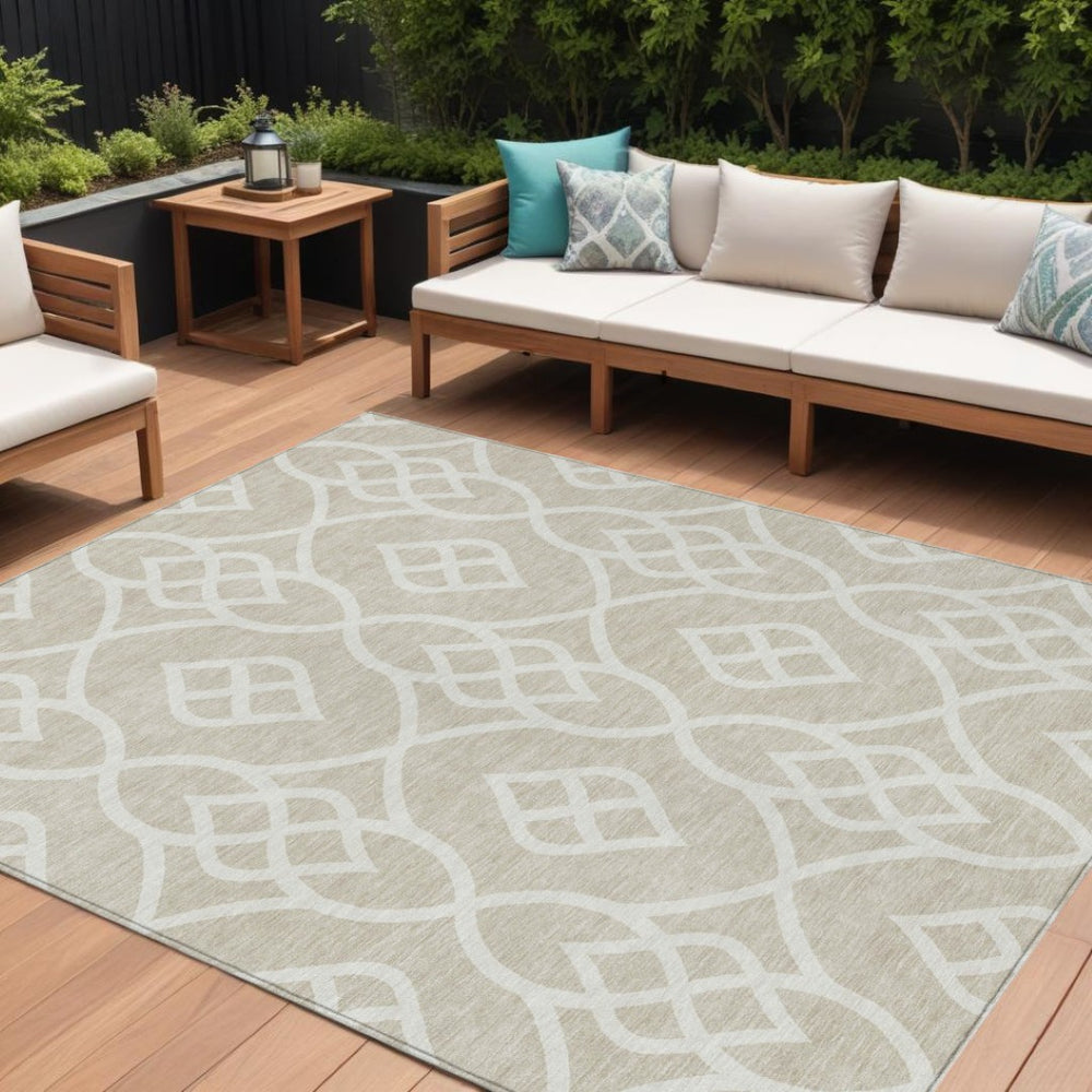 HomeRoots 5' Timeless Beige and Ivory Trellis Rug – Washable, Durable Indoor-Outdoor Area Rug for Any Space 10' X 14' 592076