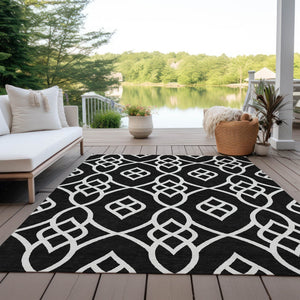 Homeroots 3' Artichoke Green And Ivory Trellis Washable Rug For Indoor Outdoor Spaces - Durable And Stylish! 3' X 5' Polyester 592077