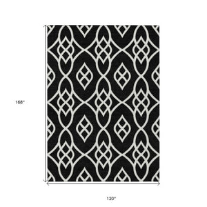 Homeroots 3' Artichoke Green And Ivory Trellis Washable Rug For Indoor Outdoor Spaces - Durable And Stylish! 10' X 14' Polyester 592082