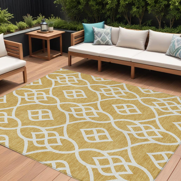 Homeroots 3' Artichoke Green And Ivory Trellis Washable Rug For Indoor Outdoor Spaces - Durable And Stylish! 8' X 10' Polyester 592092