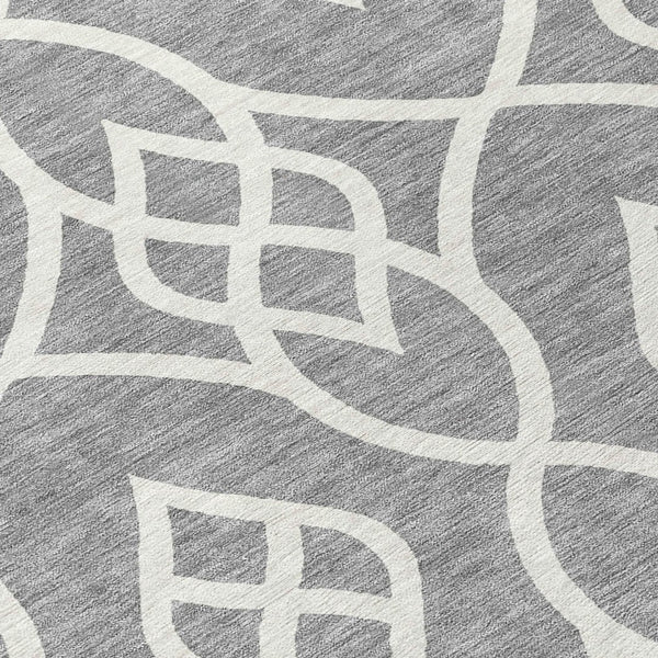 Homeroots 3' Artichoke Green And Ivory Trellis Washable Rug For Indoor Outdoor Spaces - Durable And Stylish! 8' Round Polyester 592097