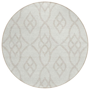 HomeRoots 5' Ivory and Gray Trellis Area Rug – Stylish, Washable Indoor/Outdoor Carpet for High-Traffic Spaces 8' Round 592103