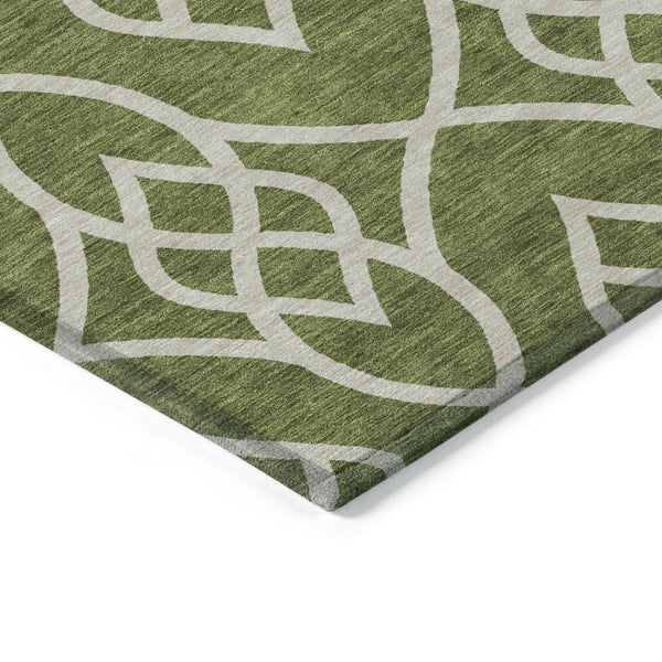 Homeroots 3' Artichoke Green And Ivory Trellis Washable Rug For Indoor Outdoor Spaces - Durable And Stylish! 5' X 8' Polyester 592120