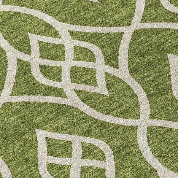 Homeroots 3' Artichoke Green And Ivory Trellis Washable Rug For Indoor Outdoor Spaces - Durable And Stylish! 8' Round Polyester 592121