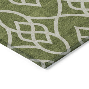 Homeroots 3' Artichoke Green And Ivory Trellis Washable Rug For Indoor Outdoor Spaces - Durable And Stylish! 10' X 14' Polyester 592124