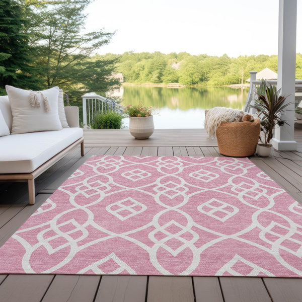 Homeroots 3' Artichoke Green And Ivory Trellis Washable Rug For Indoor Outdoor Spaces - Durable And Stylish! 3' X 5' Polyester 592125
