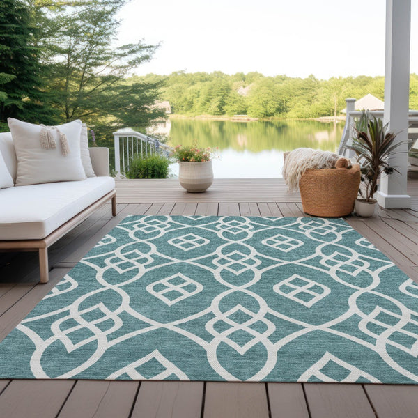 Homeroots 3' Artichoke Green And Ivory Trellis Washable Rug For Indoor Outdoor Spaces - Durable And Stylish! 10' X 14' Polyester 592154