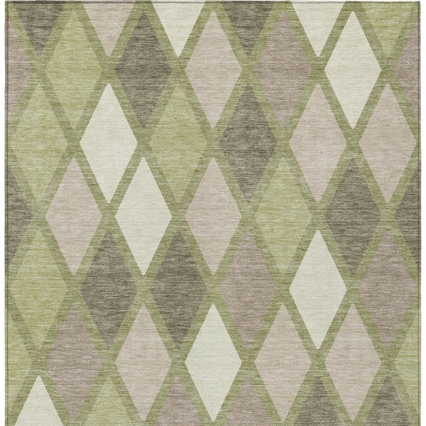 Homeroots 3' Stylish Artichoke Green Beige Ivory Geometric Washable Area Rug For Indoor And Outdoor Use 3' X 5' Polyester 592275
