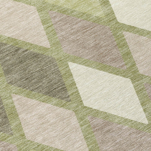 Homeroots 3' Stylish Artichoke Green Beige Ivory Geometric Washable Area Rug For Indoor And Outdoor Use 8' Round Polyester 592277