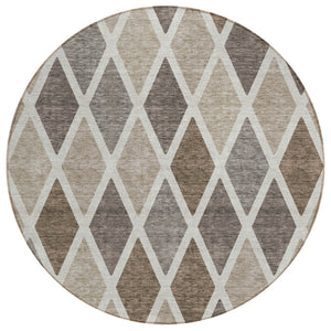 HomeRoots 5' Geometric Washable Area Rug in Beige, Gray & Brown – Stylish, Durable for Indoor & Outdoor Spaces 8' Round 592283