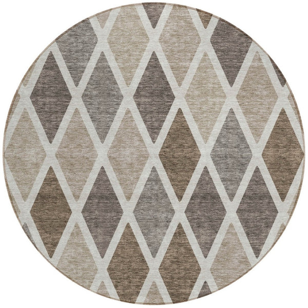 Homeroots 3' Stylish Artichoke Green Beige Ivory Geometric Washable Area Rug For Indoor And Outdoor Use 8' Round Polyester 592283
