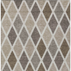 Homeroots 3' Stylish Artichoke Green Beige Ivory Geometric Washable Area Rug For Indoor And Outdoor Use 8' X 10' Polyester 592284