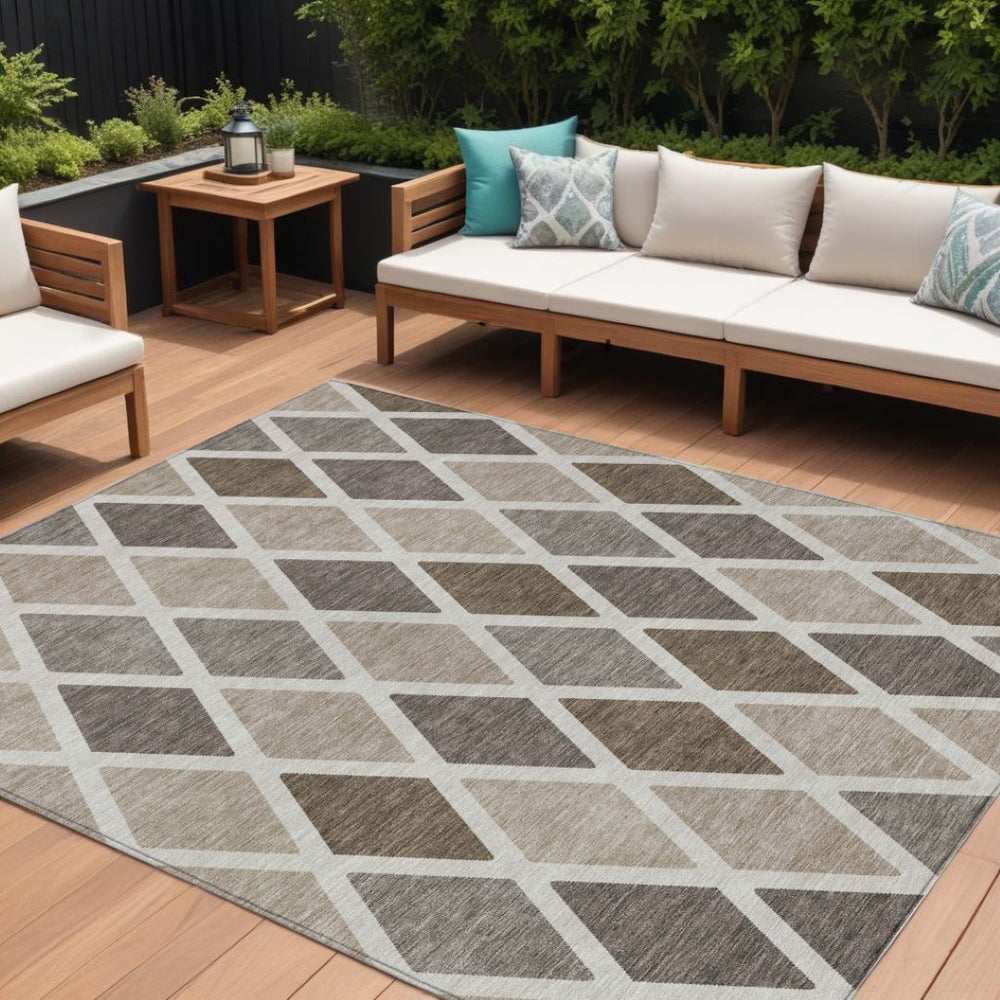 HomeRoots 9' Stylish Beige Gray Brown Geometric Area Rug – Durable, Washable, Indoor/Outdoor Essential for Any Space 9' X 12' 592285